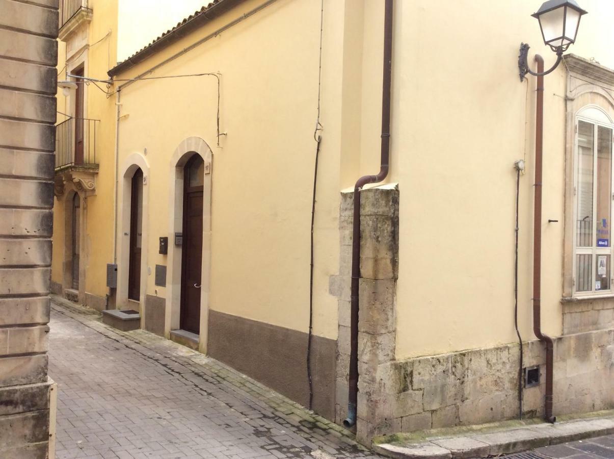 Villa La Mansarda Iblea Palazzolo Acreide Exterior foto